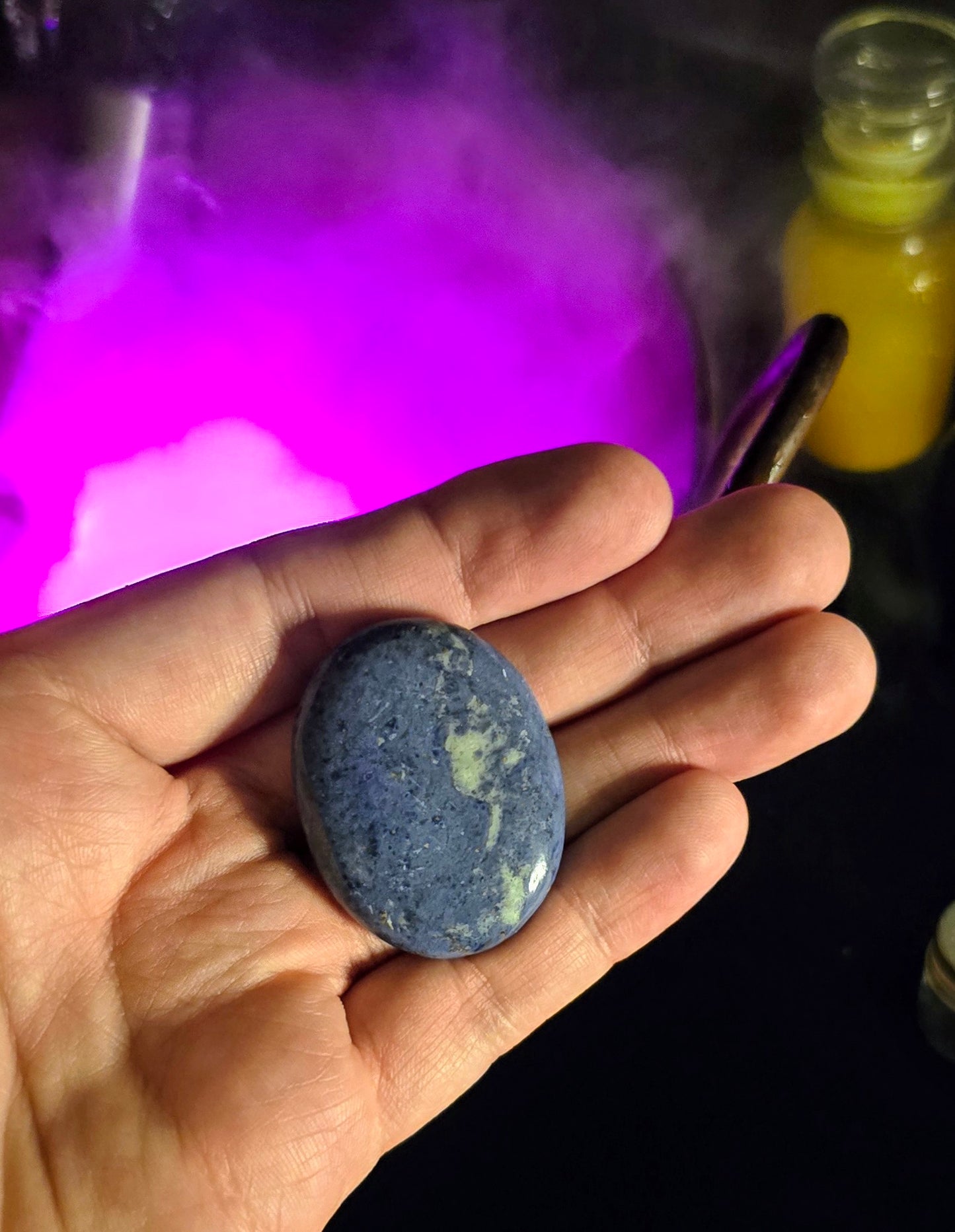 Dumortierite Worry Stone for Mindful Clarity and Confidence