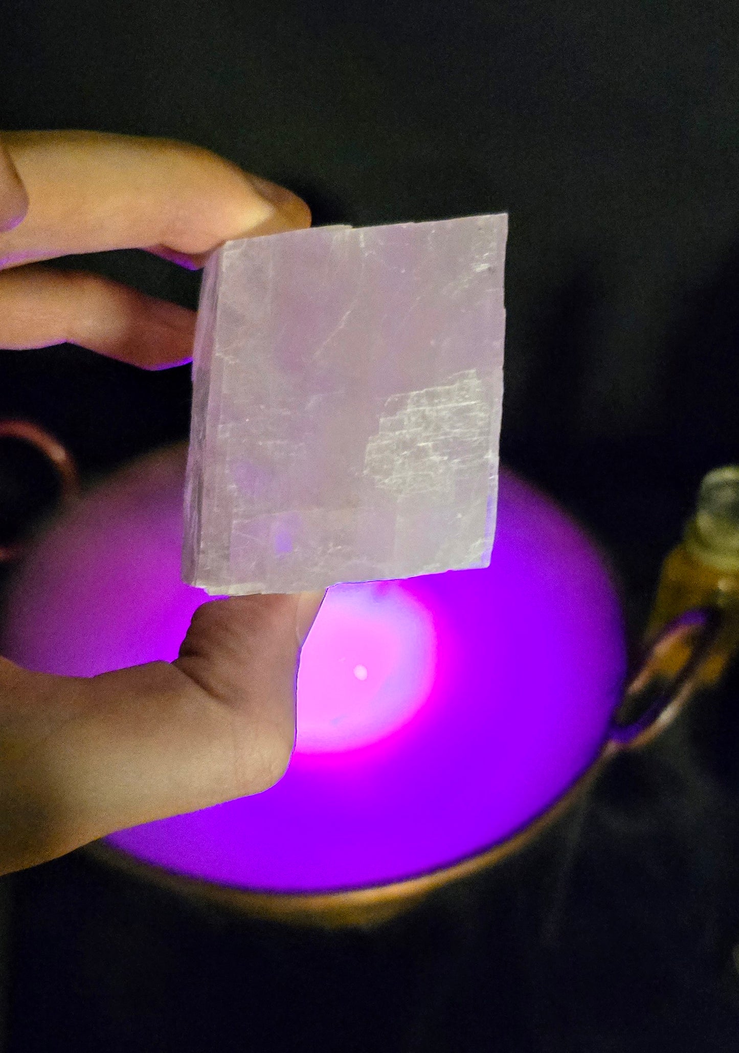 Optical Calcite ā UV Reactive Amplifier of Intention and Clarity