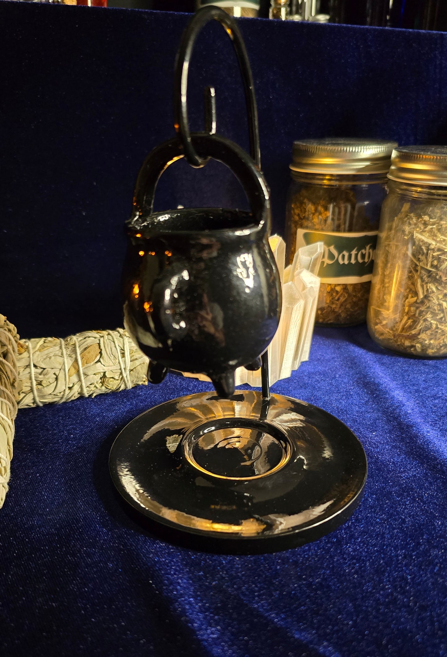 Hanging Metal Cauldron Oil Diffuser