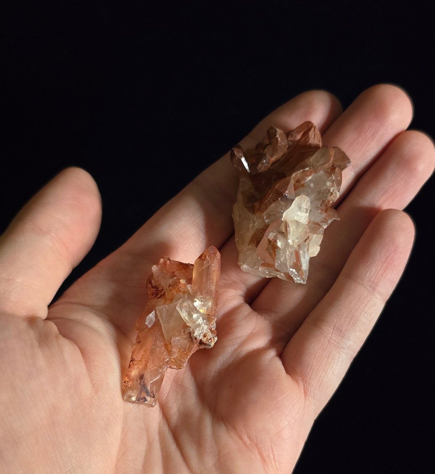 Red Hematite Quartz – Focus & Grounding | Natural Hematoid Quartz for Stability | Crystal for Meditation & Ritual Use
