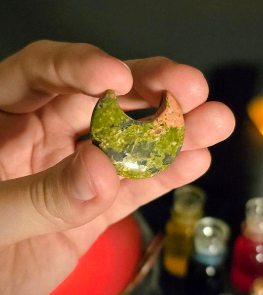 Unakite Crescent Moon Carving – Balanced Heart for Healing and Release
