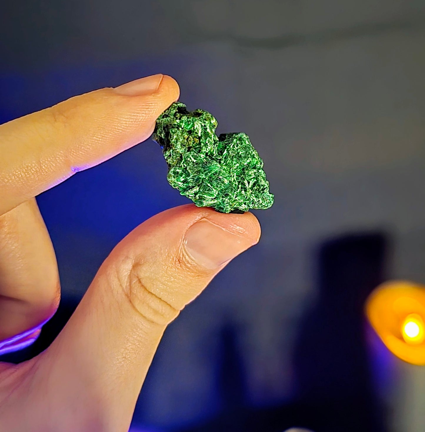 Fibrous Malachite – Guardian of Emotional Alchemy and Protective Flow
