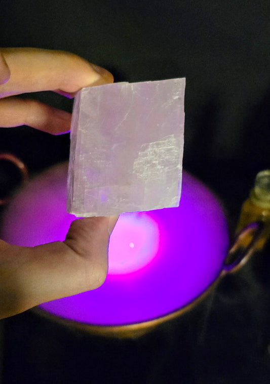 Optical Calcite – UV Reactive Amplifier of Intention and Clarity